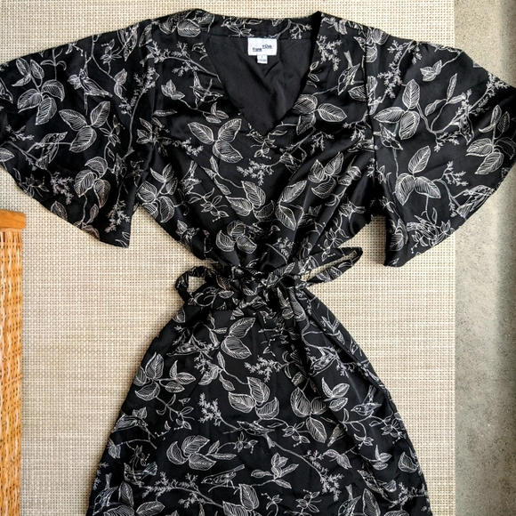 Frank & Oak mini dress with floral/nature print - Picture 1 of 6